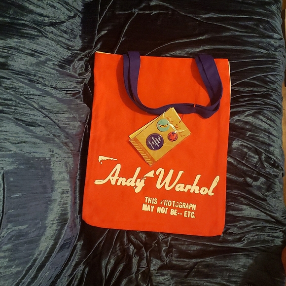 Andy Warhol Canvas Bag + 3 Andy Warhol Limited Edition Pins $18